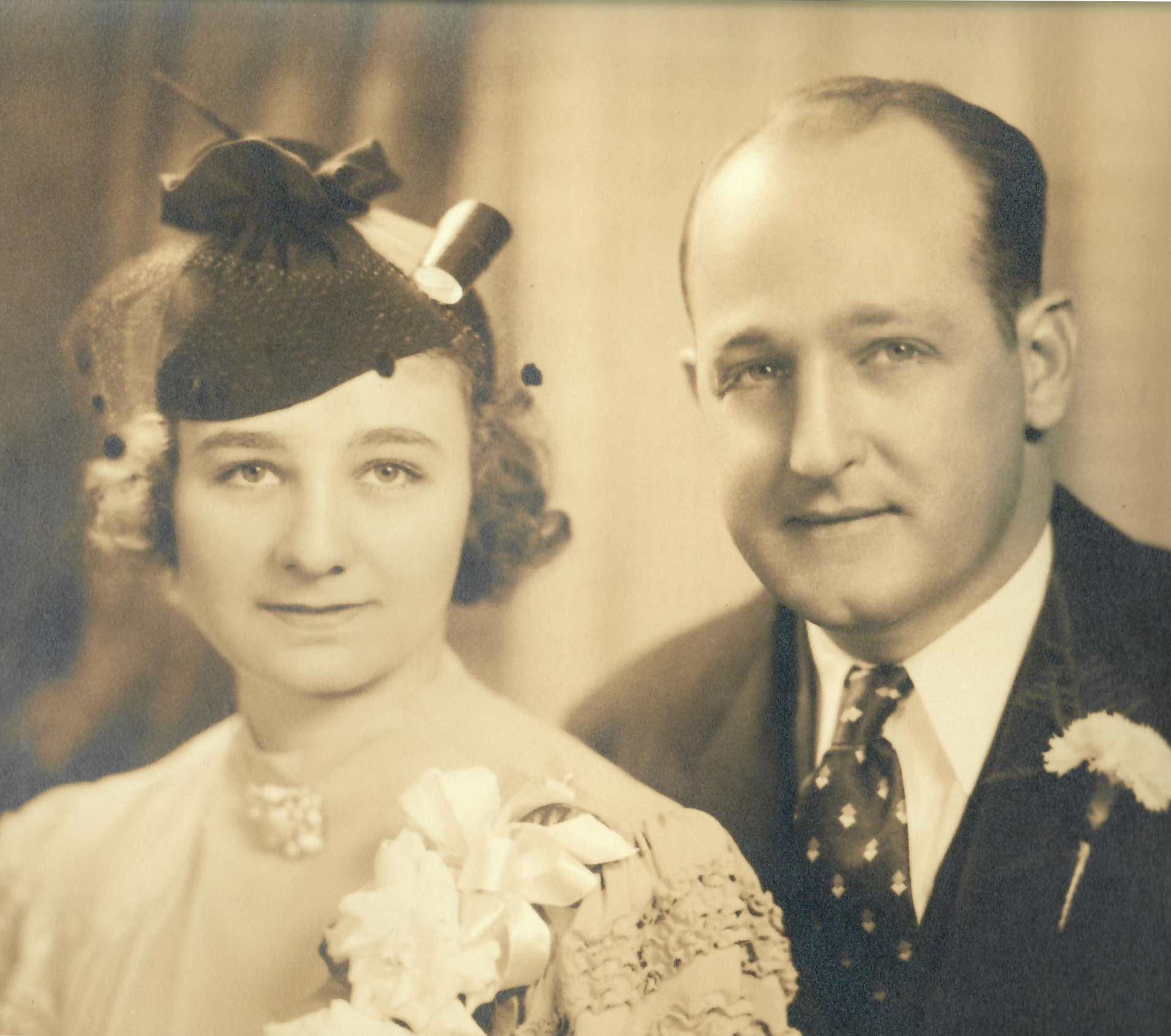 Hilda and John Woodford, wedding picture.